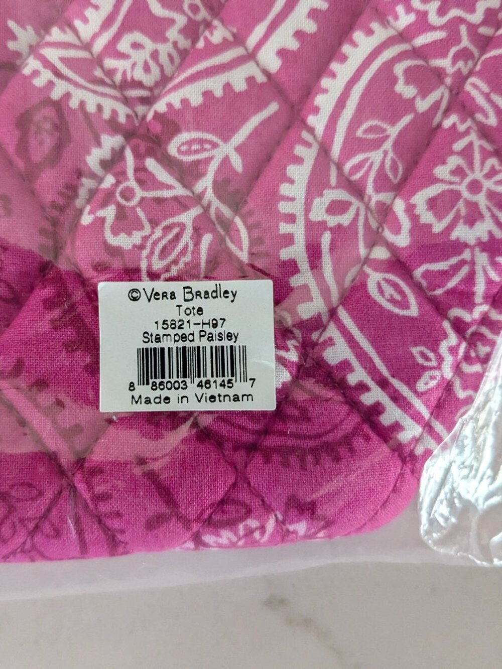 Brand New Vera Bradley Tote in Stamped Paisley fabric - Picture 3 of 6